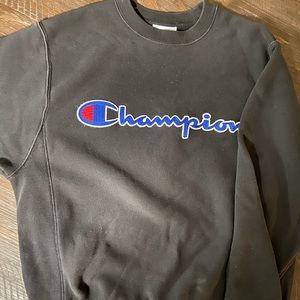 Black Champion Sweatshirt.